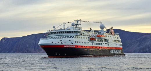 Auf Expedition mit Hurtigruten: Neue Podcast-Folge mit Polarexperte Arved Fuchs