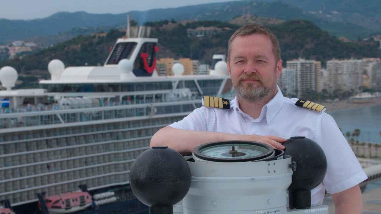 Mein Schiff Kapitän Jan F. Schubert