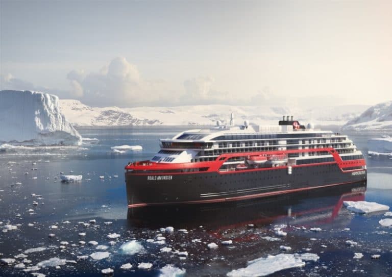 HX Hurtigruten Expeditions stellt Programm für die Saison 2025/2026 vor