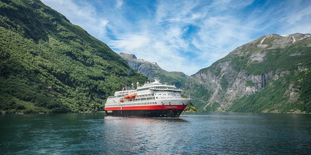 Hurtigruten - MS Finnmarken wird modernisiert